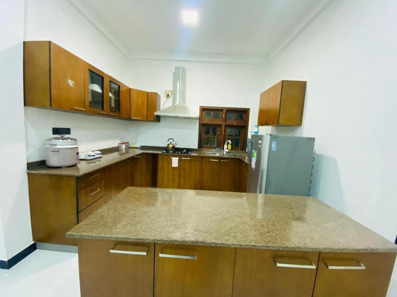 Lalitha Holiday Inn Jaffna Dış mekan fotoğraf